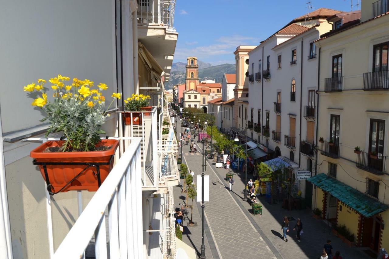 La Piccola Sorrento Hotell Exteriör bild
