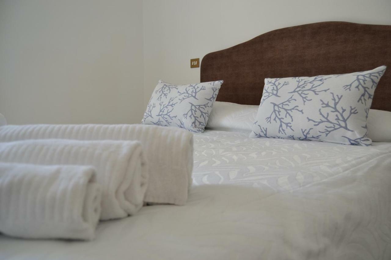 La Piccola Sorrento Hotell Exteriör bild